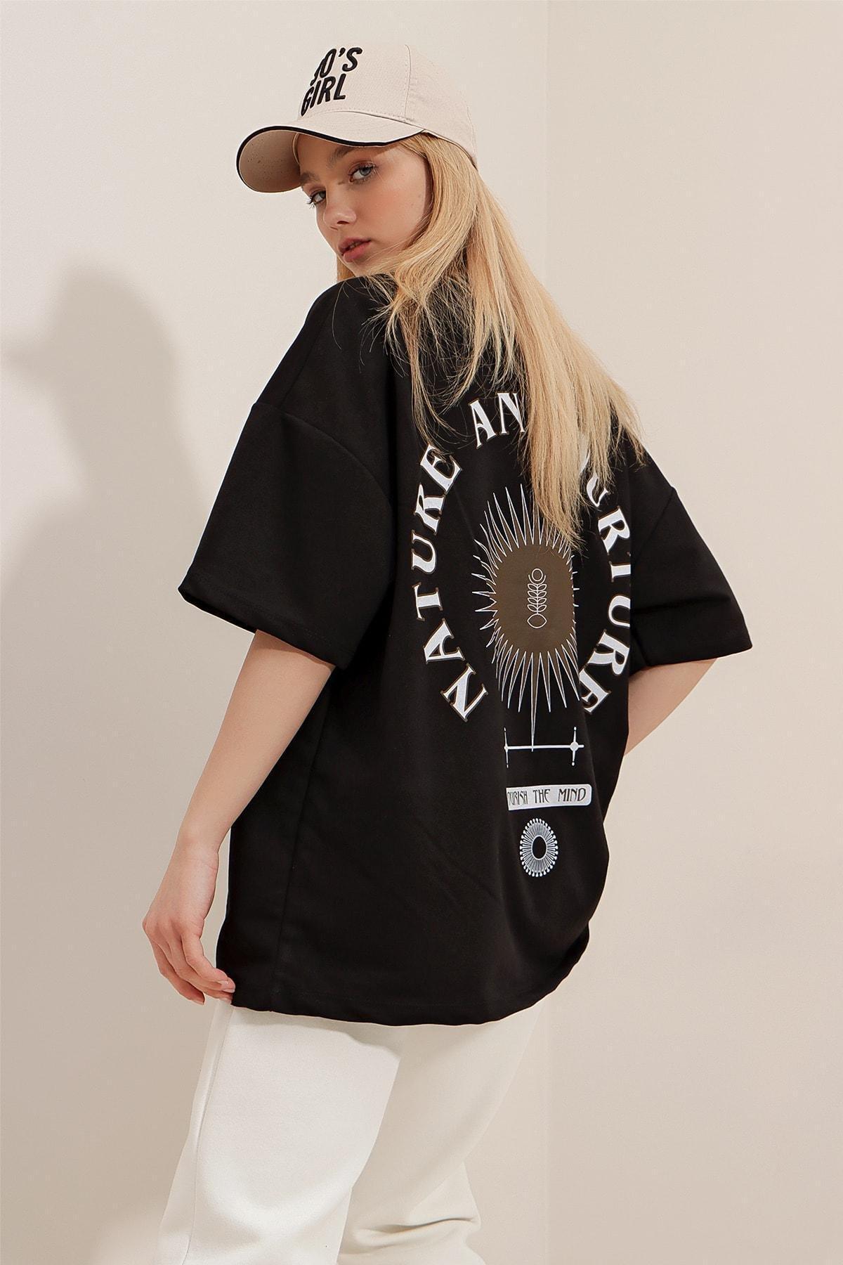 Black Graphic Crew Neck Oversize T-Shirt, Black, medium