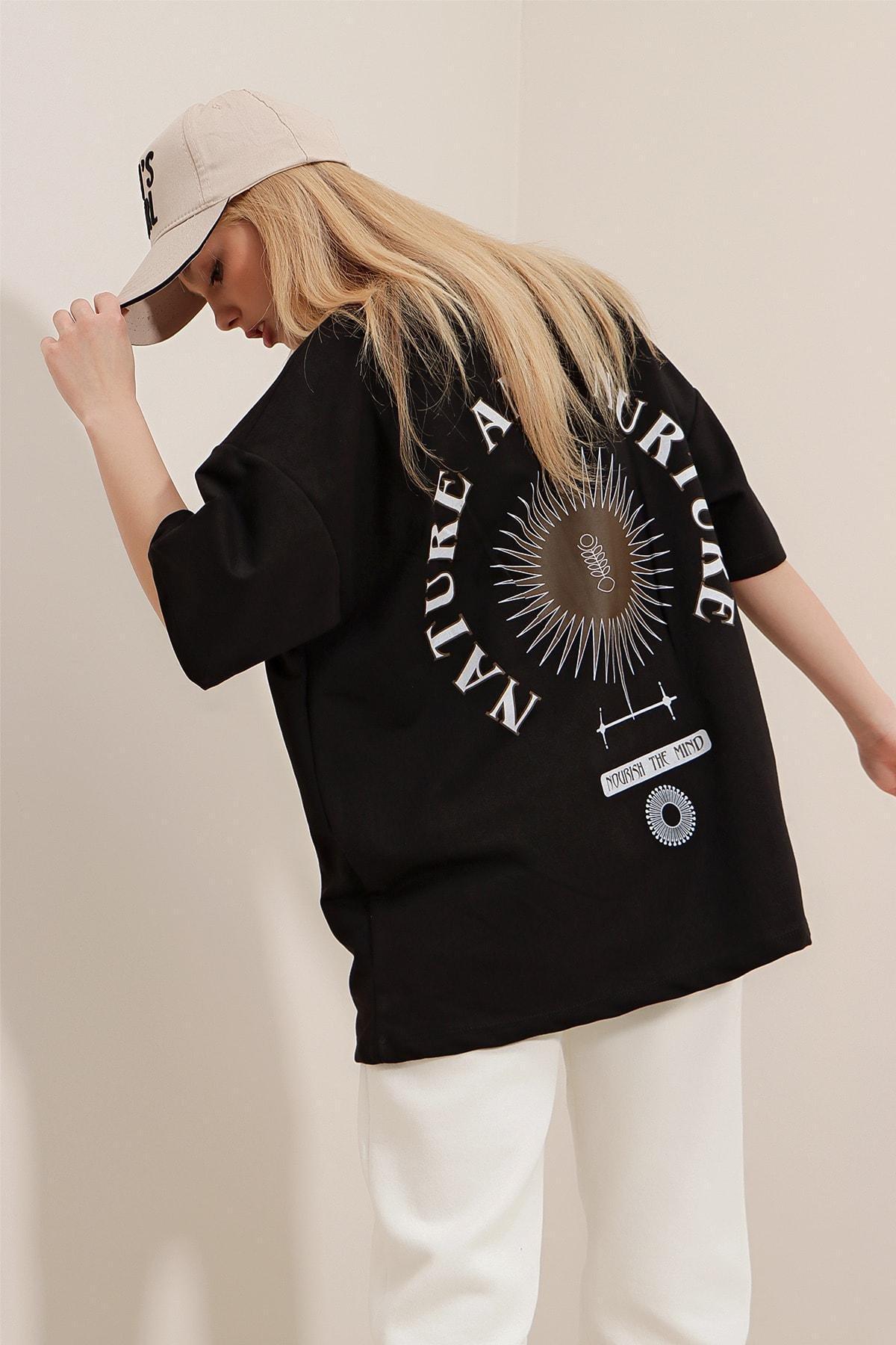 Black Graphic Crew Neck Oversize T-Shirt, , large image number 3