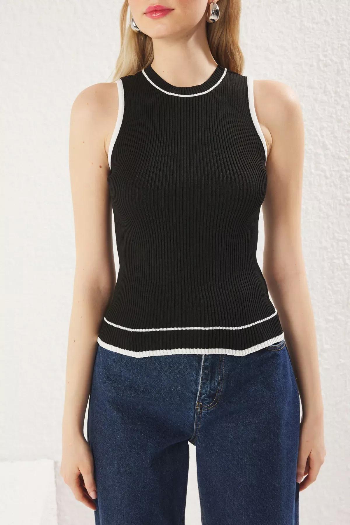 Black Color Block Knit Blouse, , large image number 2