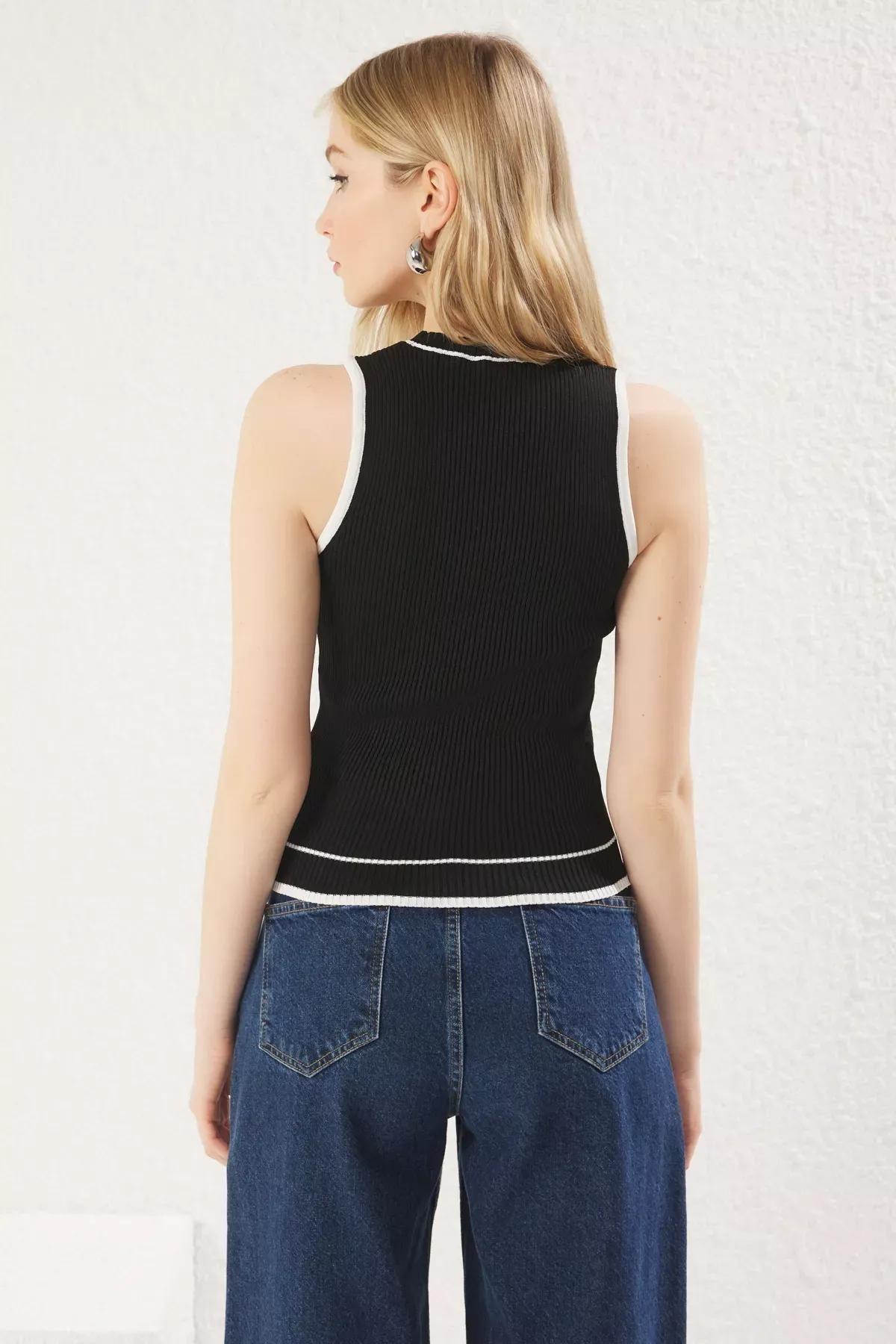 Black Color Block Knit Blouse, , large image number 4