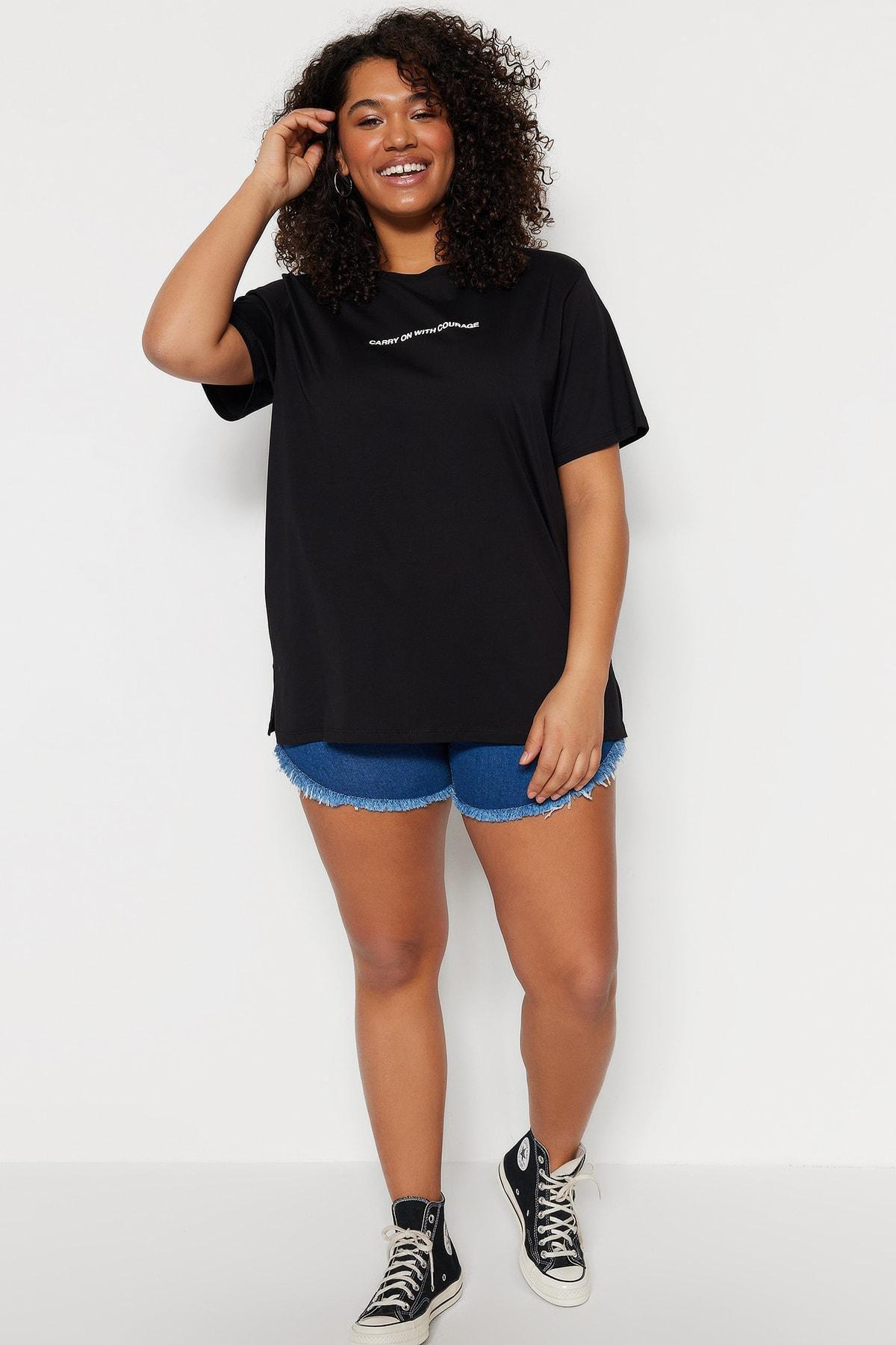 Trendyol - Black Graphic Plus Size T-Shirt