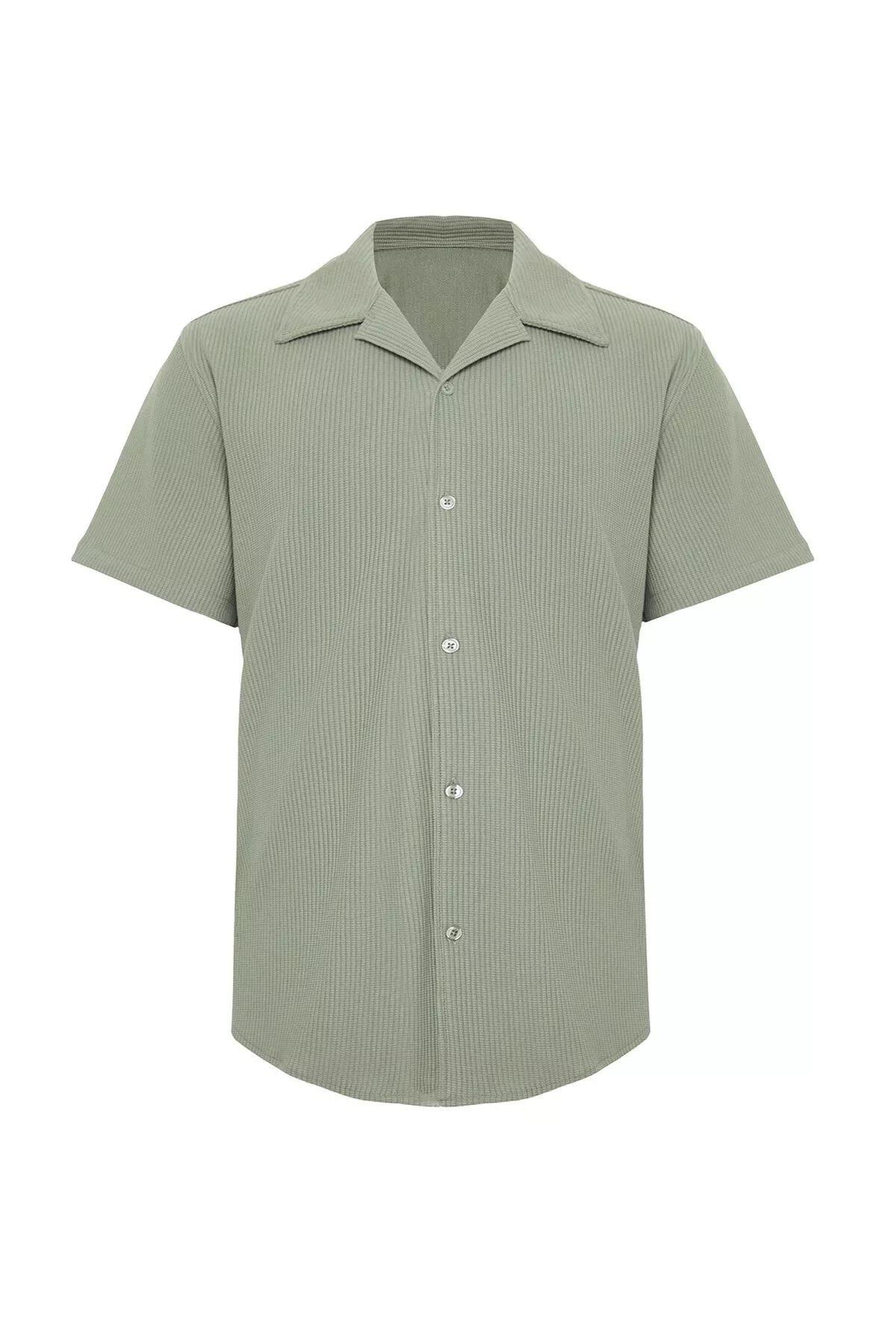 Green Short Sleeve Collared Shirt, Green, large image number 3