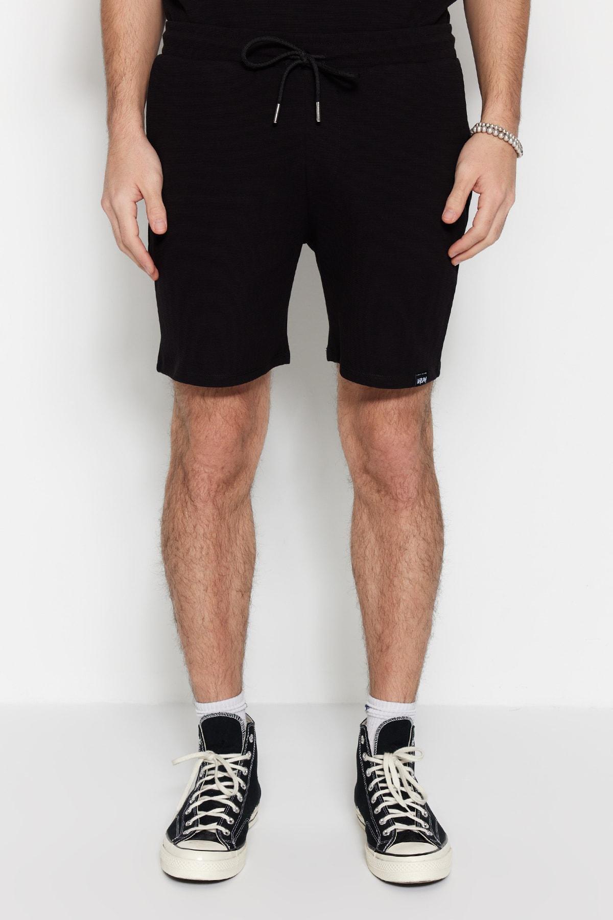 Black Straight Mid Waist Shorts, , large image number 0