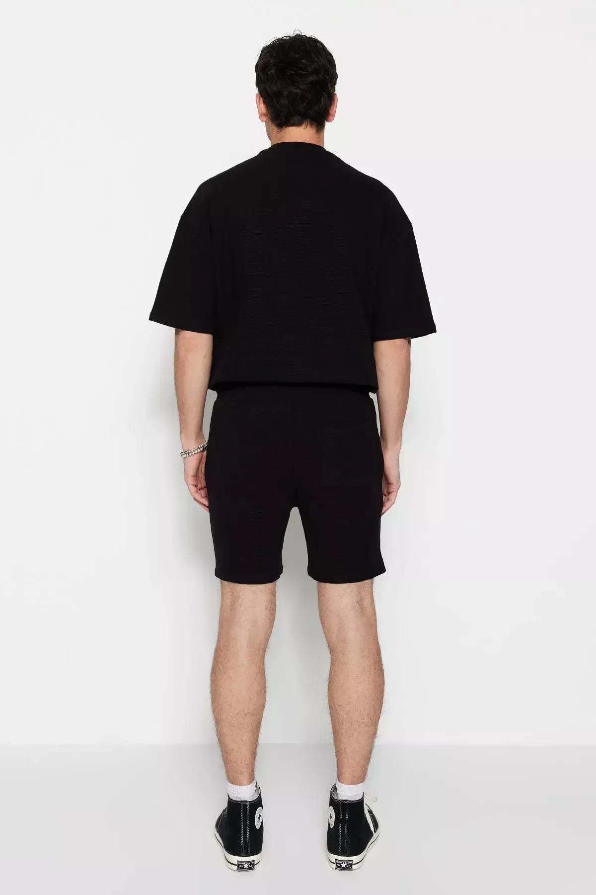 Black Straight Mid Waist Shorts, , large image number 5