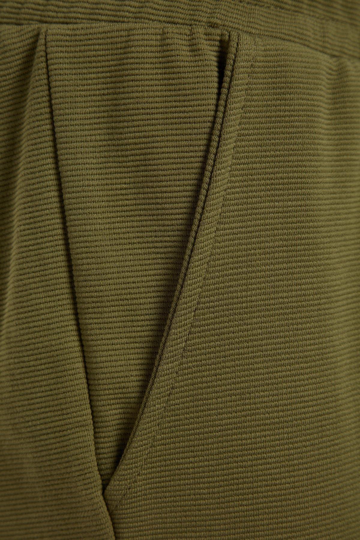 Khaki Straight Mid Waist Shorts, , large image number 6