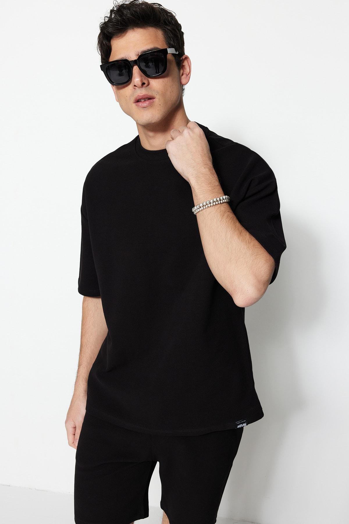 Black Crew Neck Oversize T-Shirt, , large image number 1