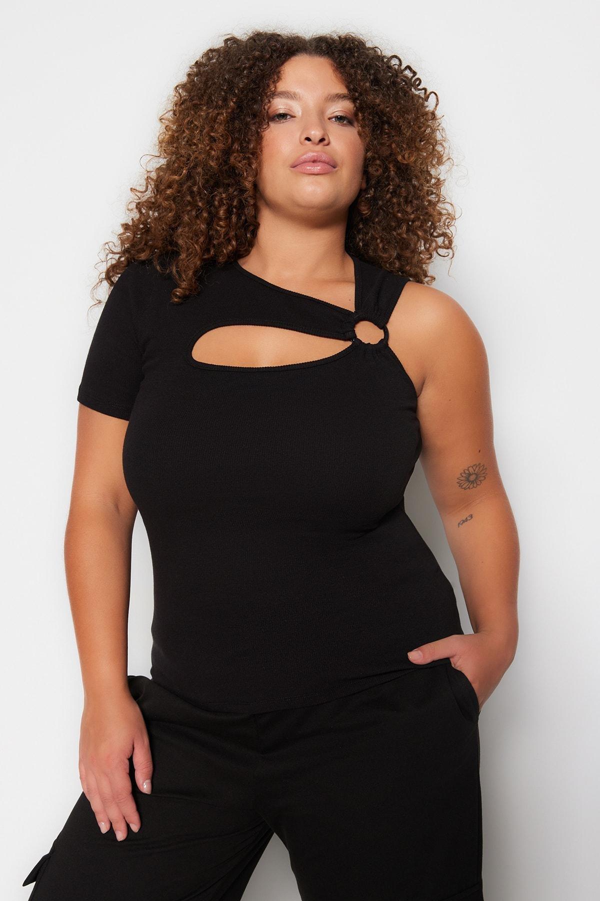 Black Fitted Plus Size Blouse, , large image number 0