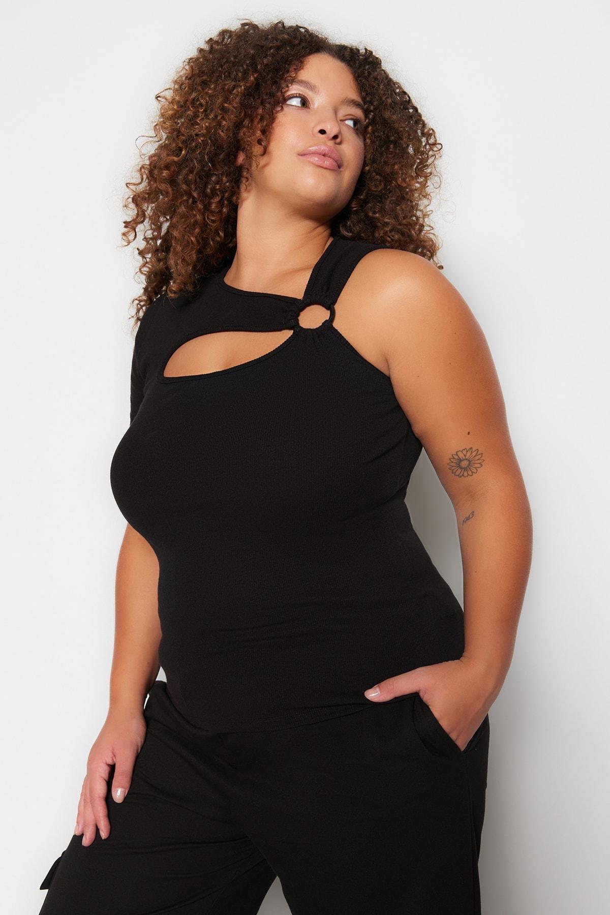 Black Fitted Plus Size Blouse, , large image number 1