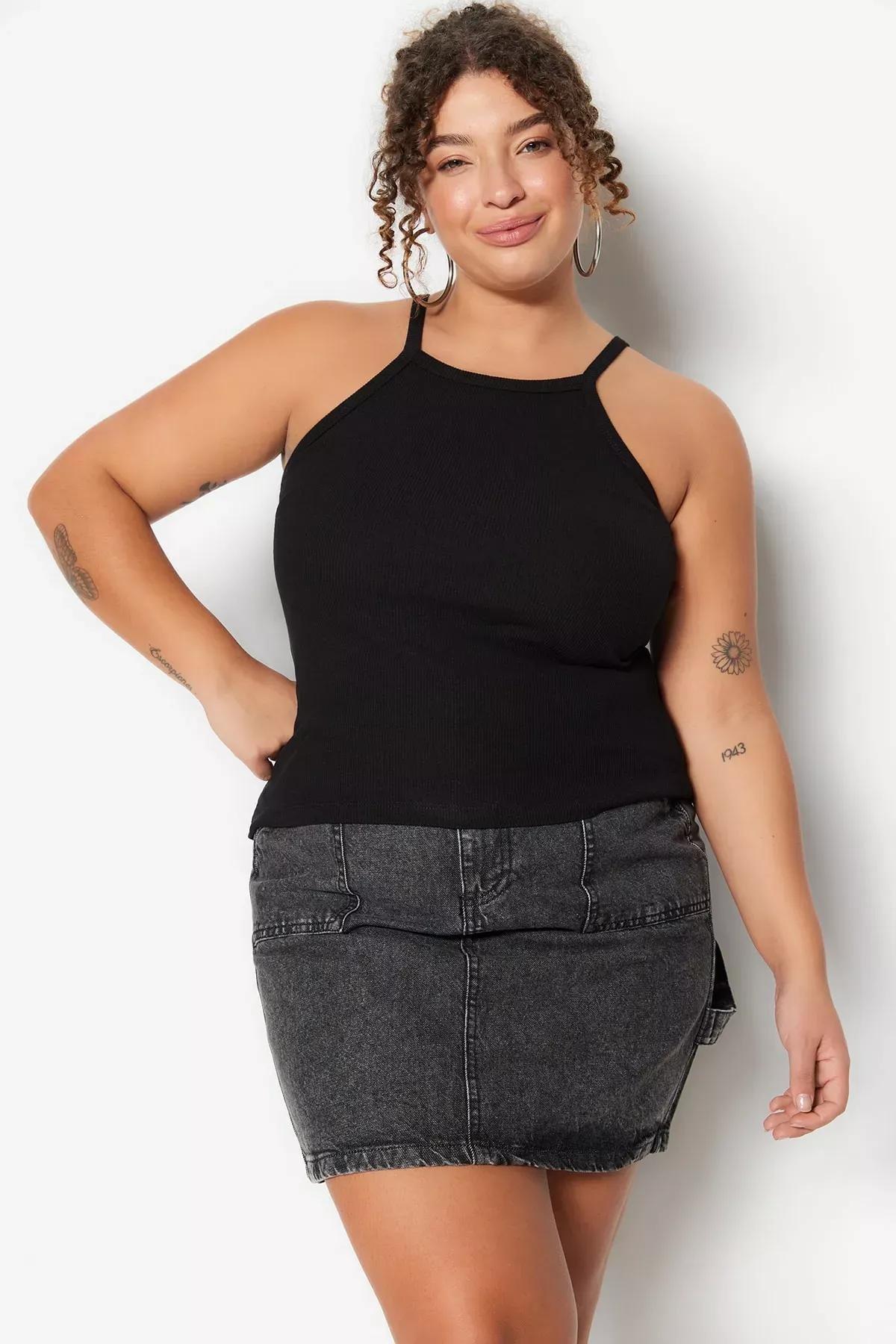 Black Fitted Plus Size Tank Top, , large image number 0