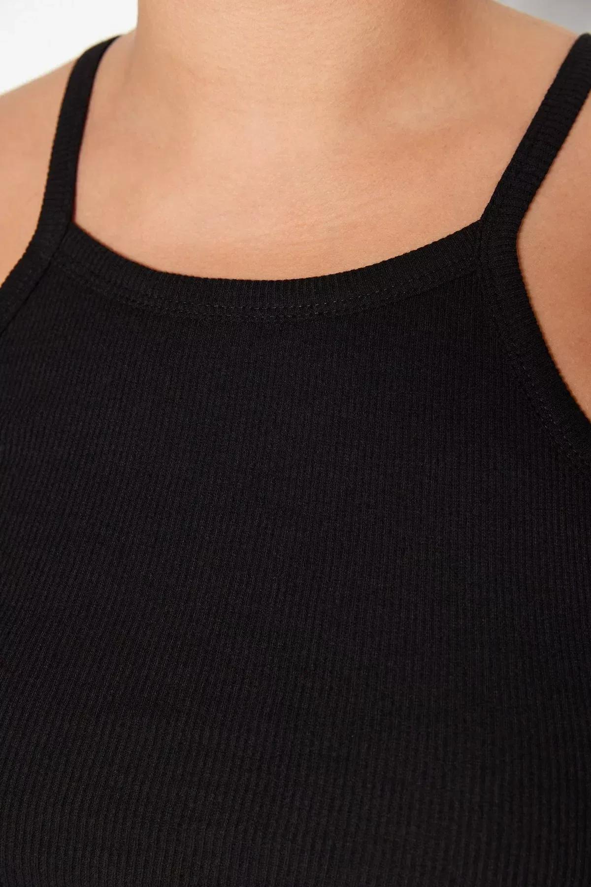 Black Fitted Plus Size Tank Top, , large image number 2