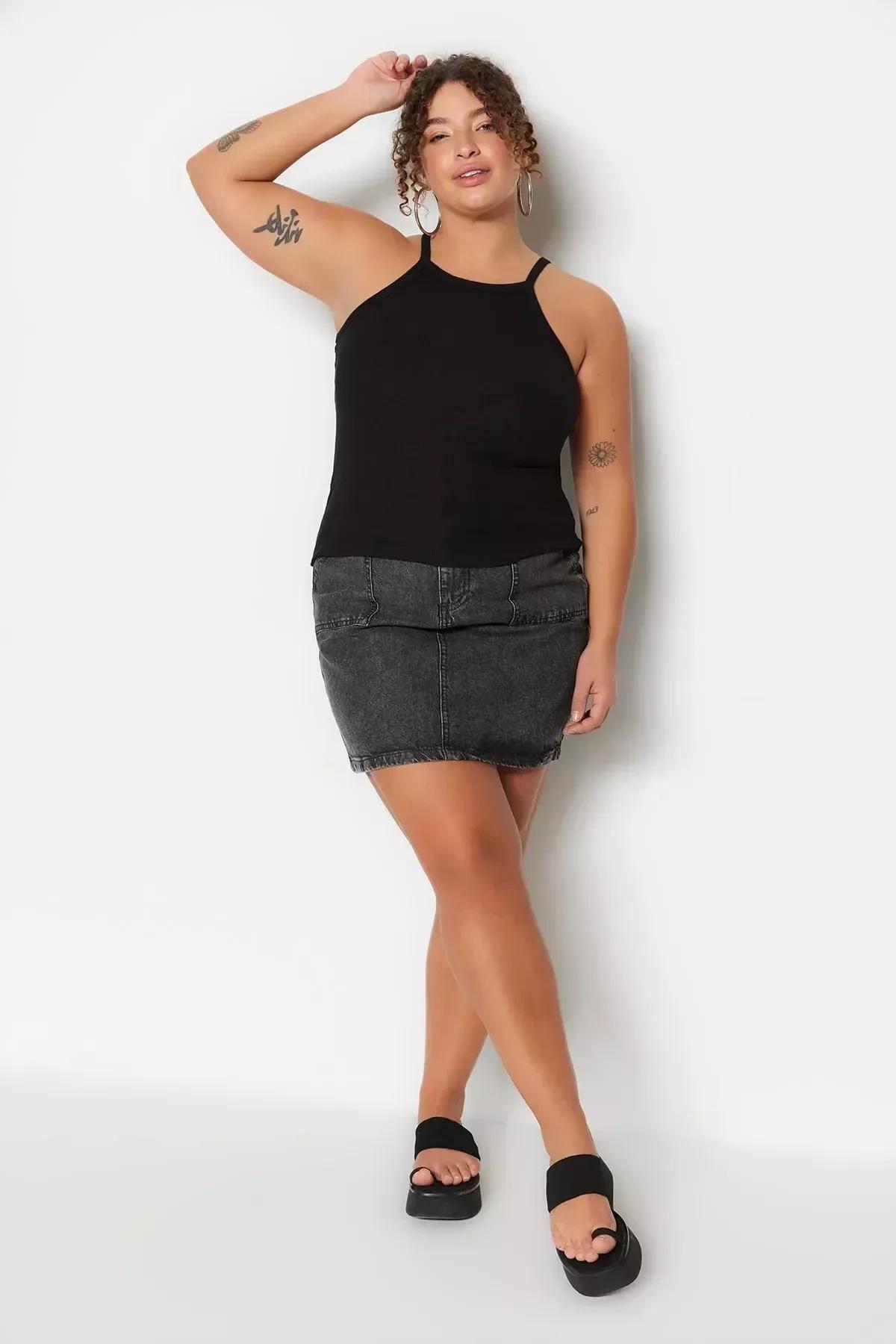 Black Fitted Plus Size Tank Top, , large image number 3