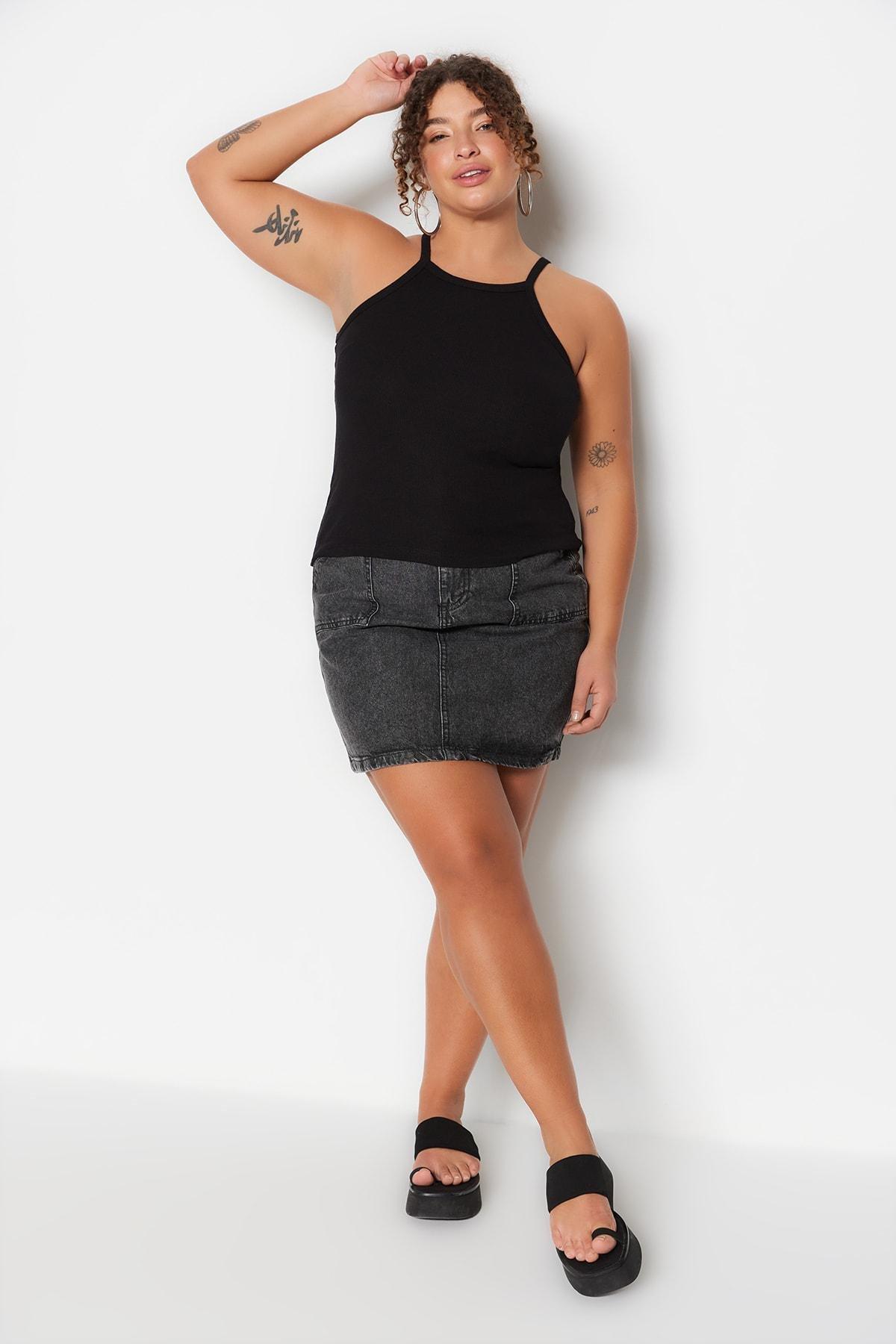 Black Fitted Plus Size Tank Top, , large image number 3