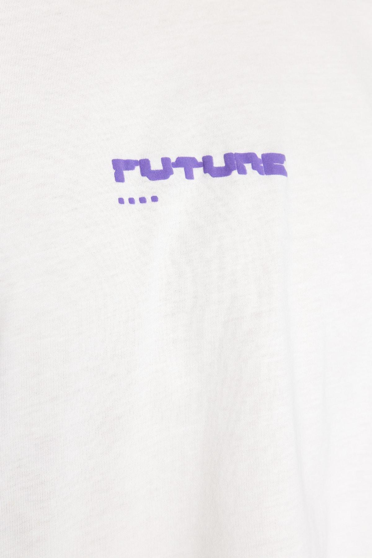 White Graphic Oversize T-Shirt, , large image number 4