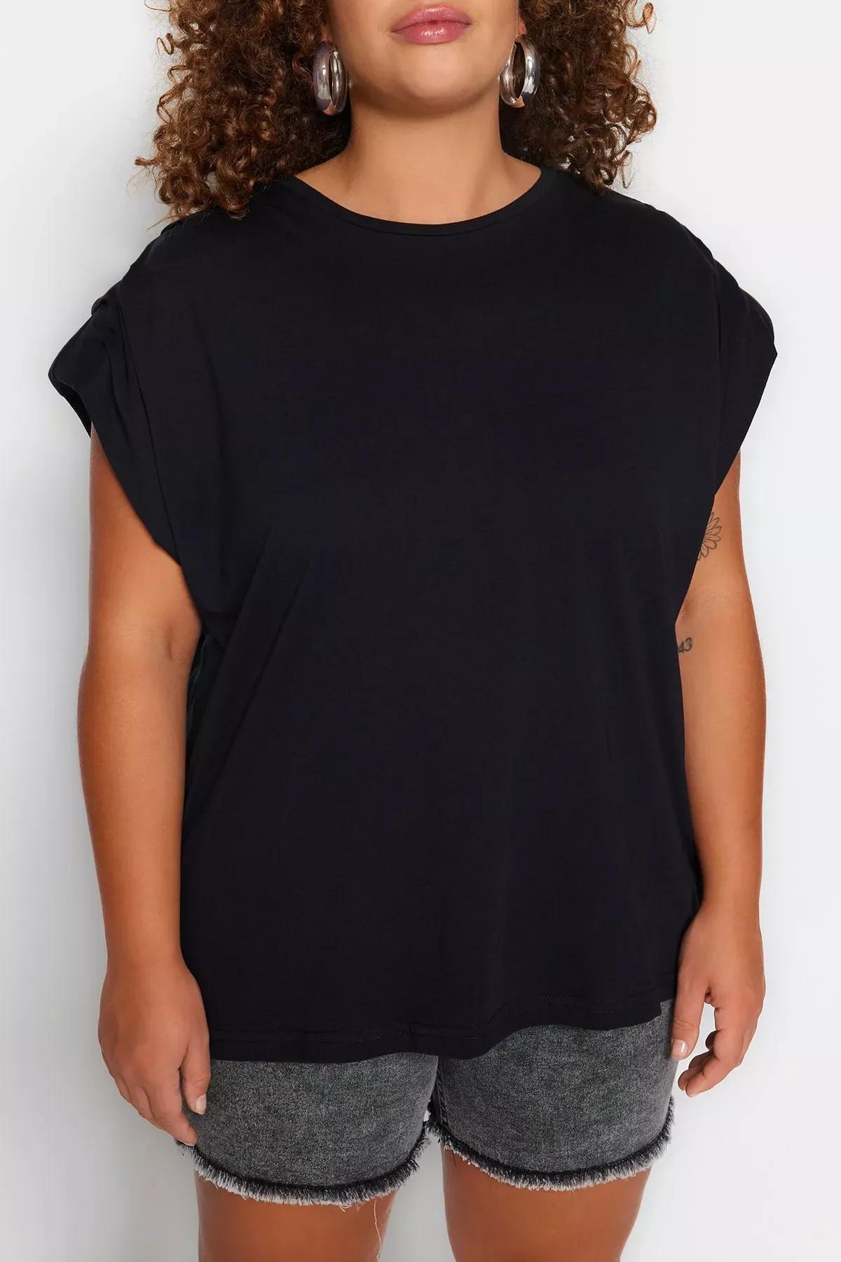 Black Crew Neck Plus Size Blouse, , large image number 2