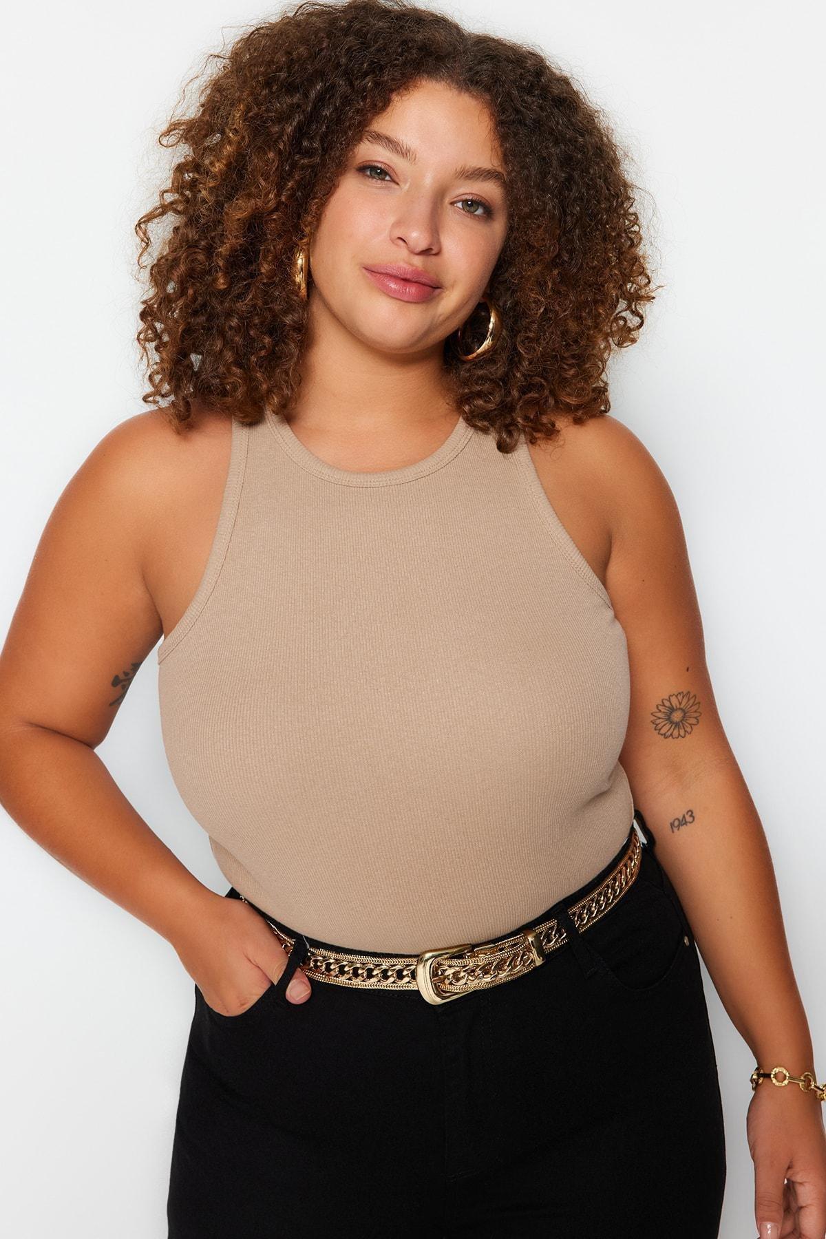 Beige Fitted Plus Size Tank Top, , large image number 0