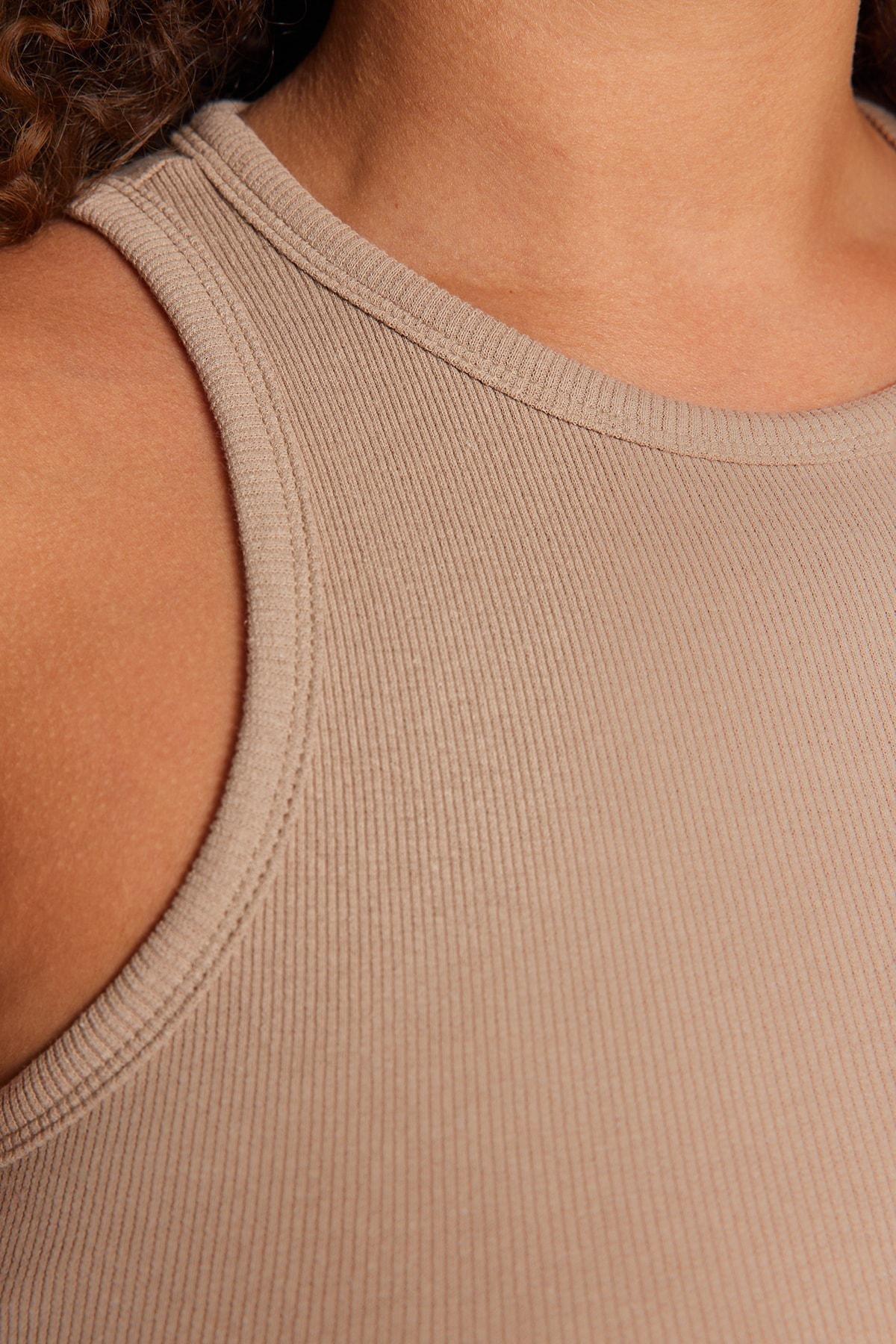 Beige Fitted Plus Size Tank Top, , large image number 2