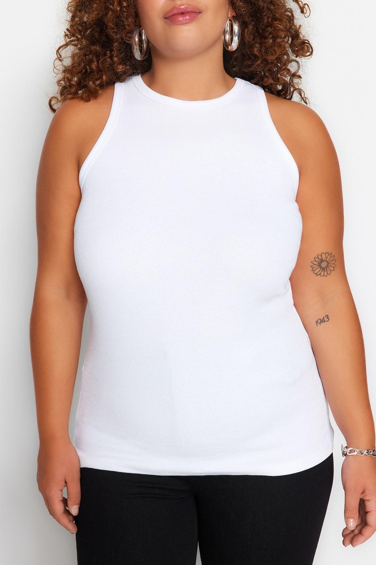 White Fitted Plus Size Tank Top, , large image number 2