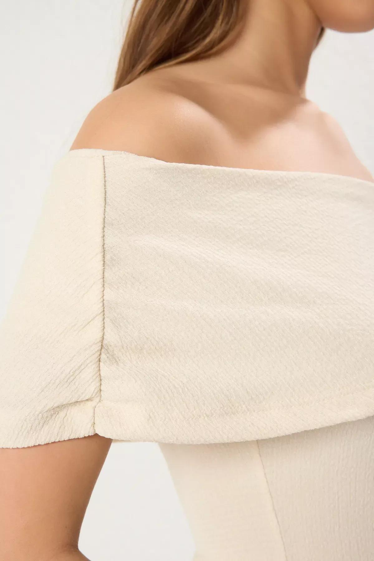 Beige Asymmetric Collar Snap Bodysuit, , large image number 3