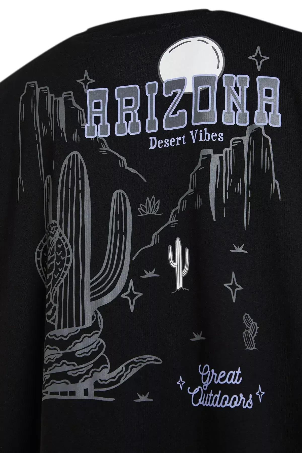 تيشيرت بقصة فضفاضة مزين بنقشة استوائية، أسود, Black, large image number 5