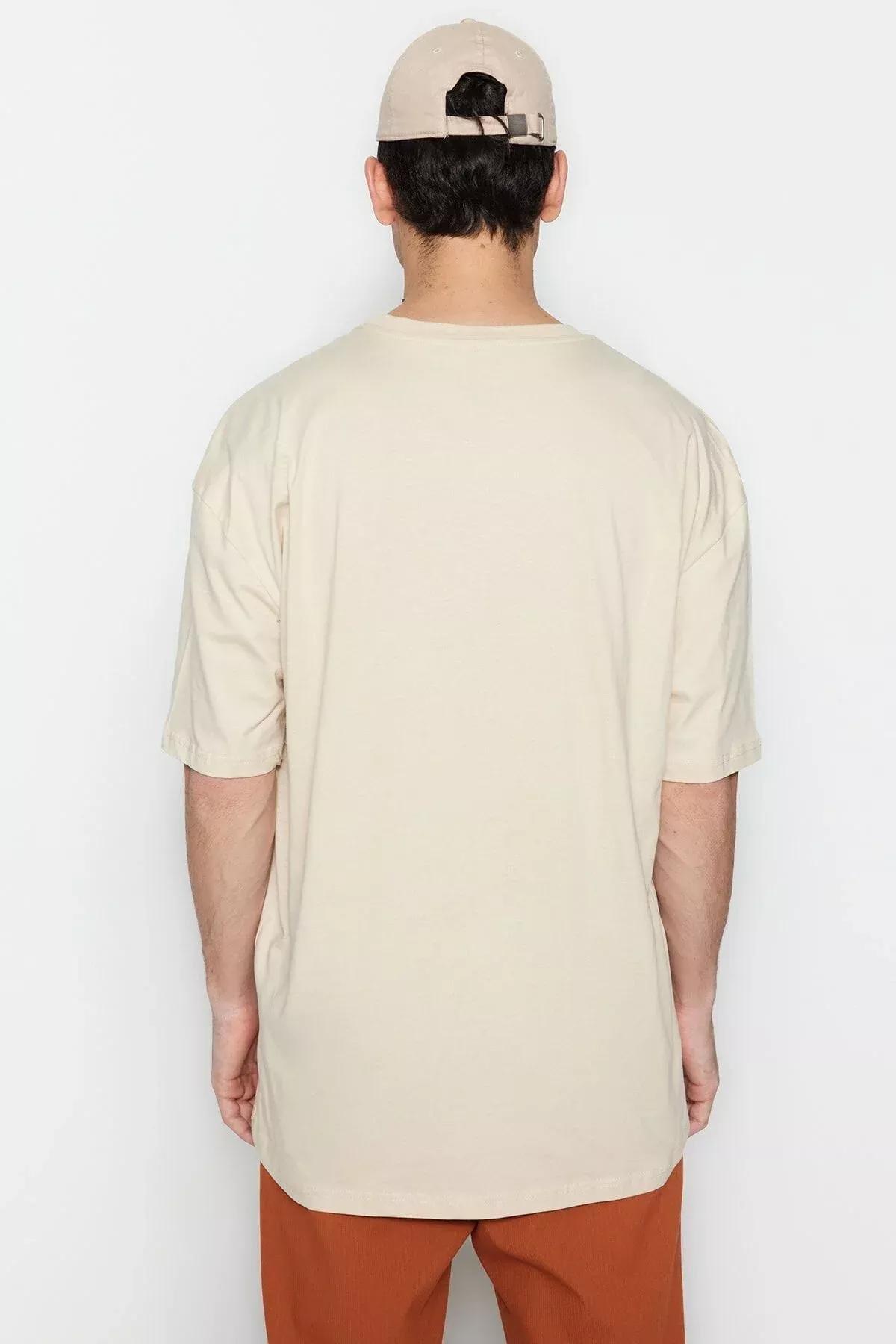 تيشيرت بقصة فضفاضة مزين بطبعة، بيج, Beige, large image number 3