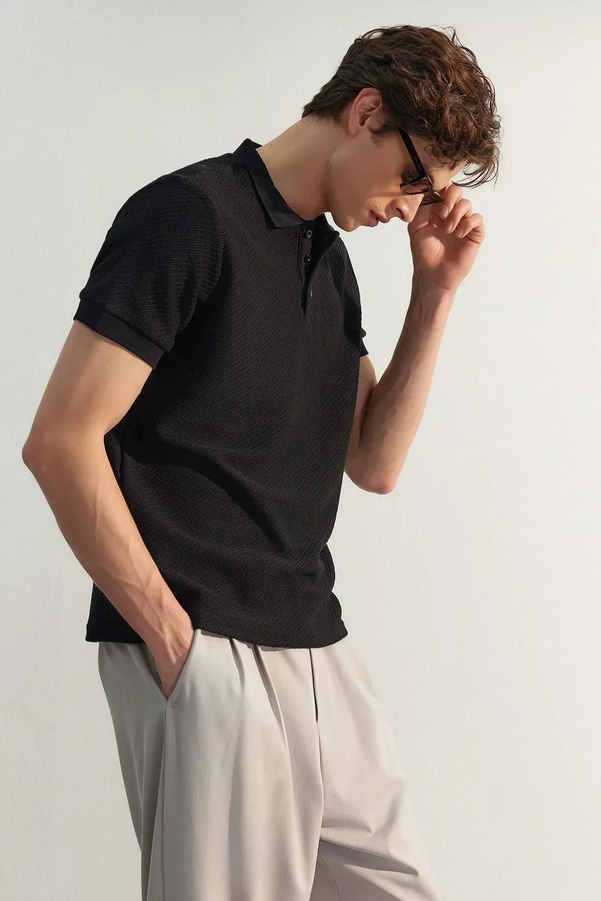 Black Fitted Polo T-Shirt, BLACK, large image number 1