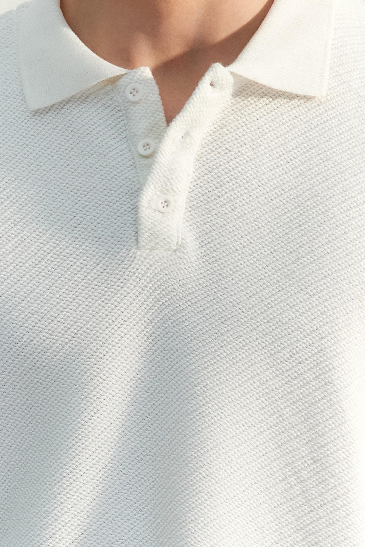 White Fitted Polo T-Shirt, , large image number 3