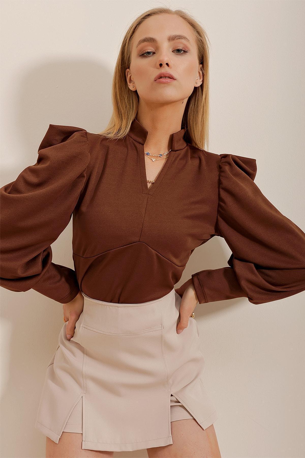 Brown Princess Sleeve Knitted Blouse, Brown, large image number 0