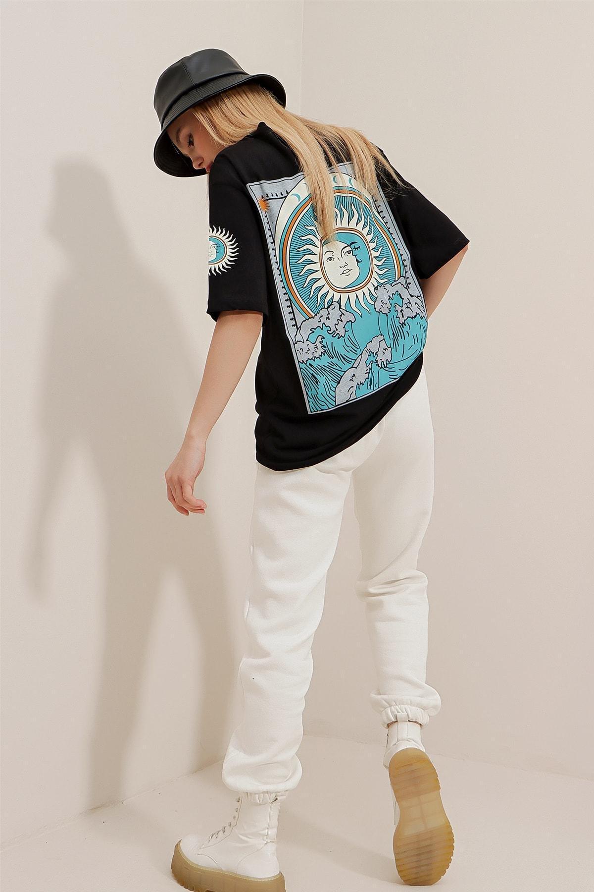 Black Graphic Crew Neck Oversize T-Shirt, , medium