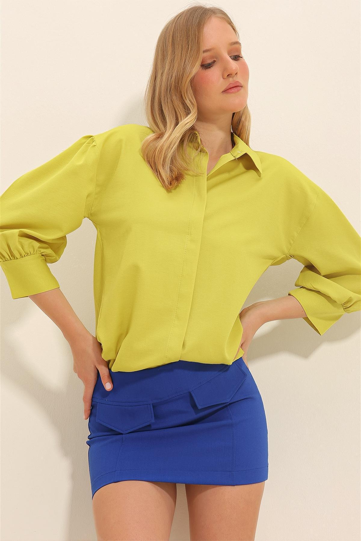 Green Balloon Sleeve Poplin Shirt, , large image number 0