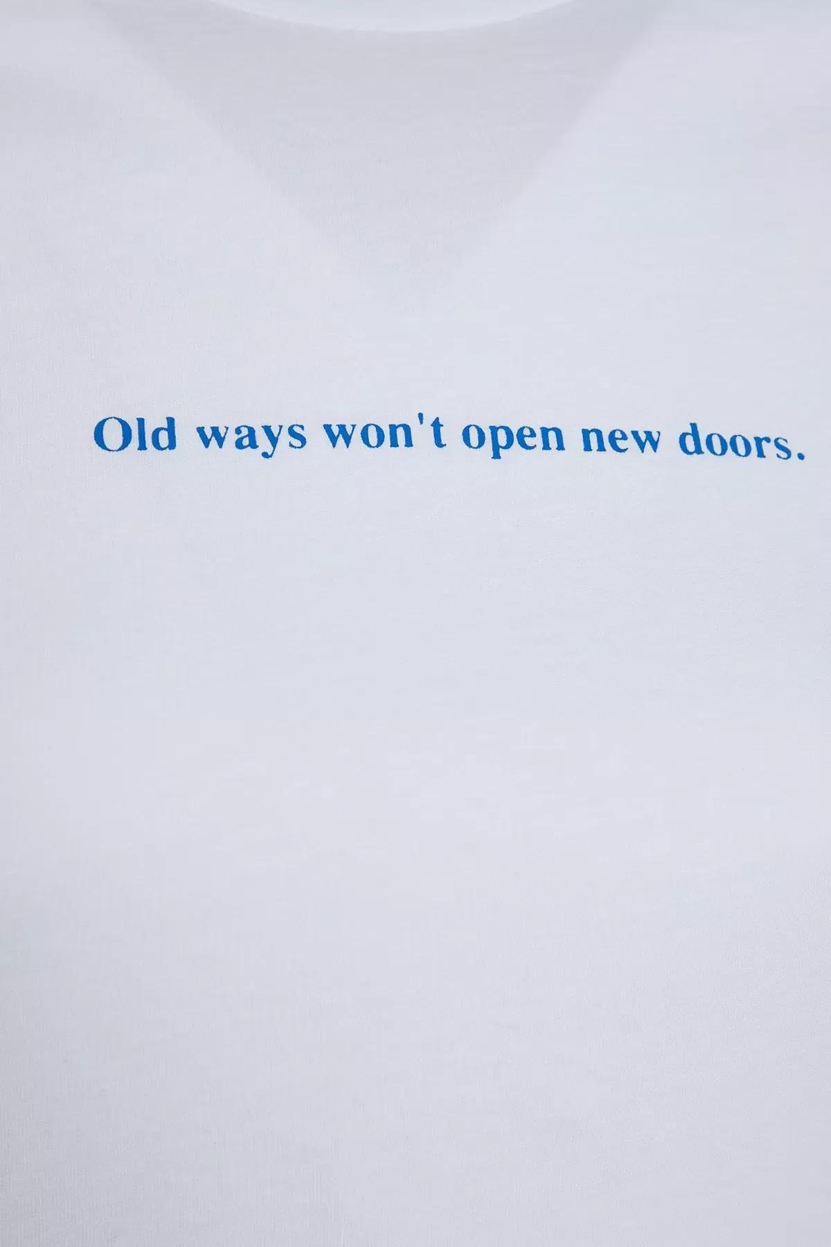 تيشيرت بطبعة جرافيكية للمقاسات الكبيرة، أبيض, White, large image number 7