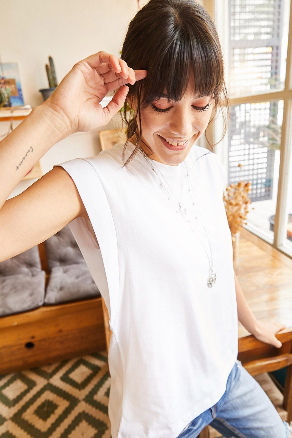 White Sleeveless T-Shirt, White, large image number 2