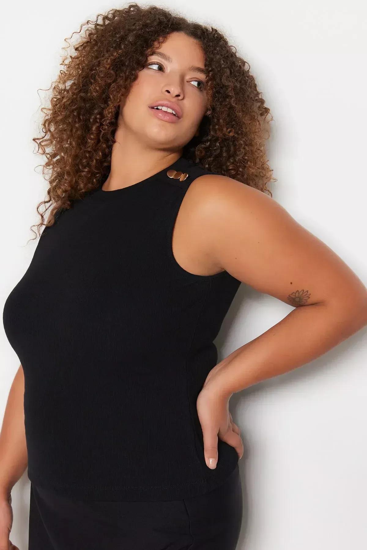 بلوزة بقصة ضيقة للمقاسات الكبيرة، أسود, Black, medium