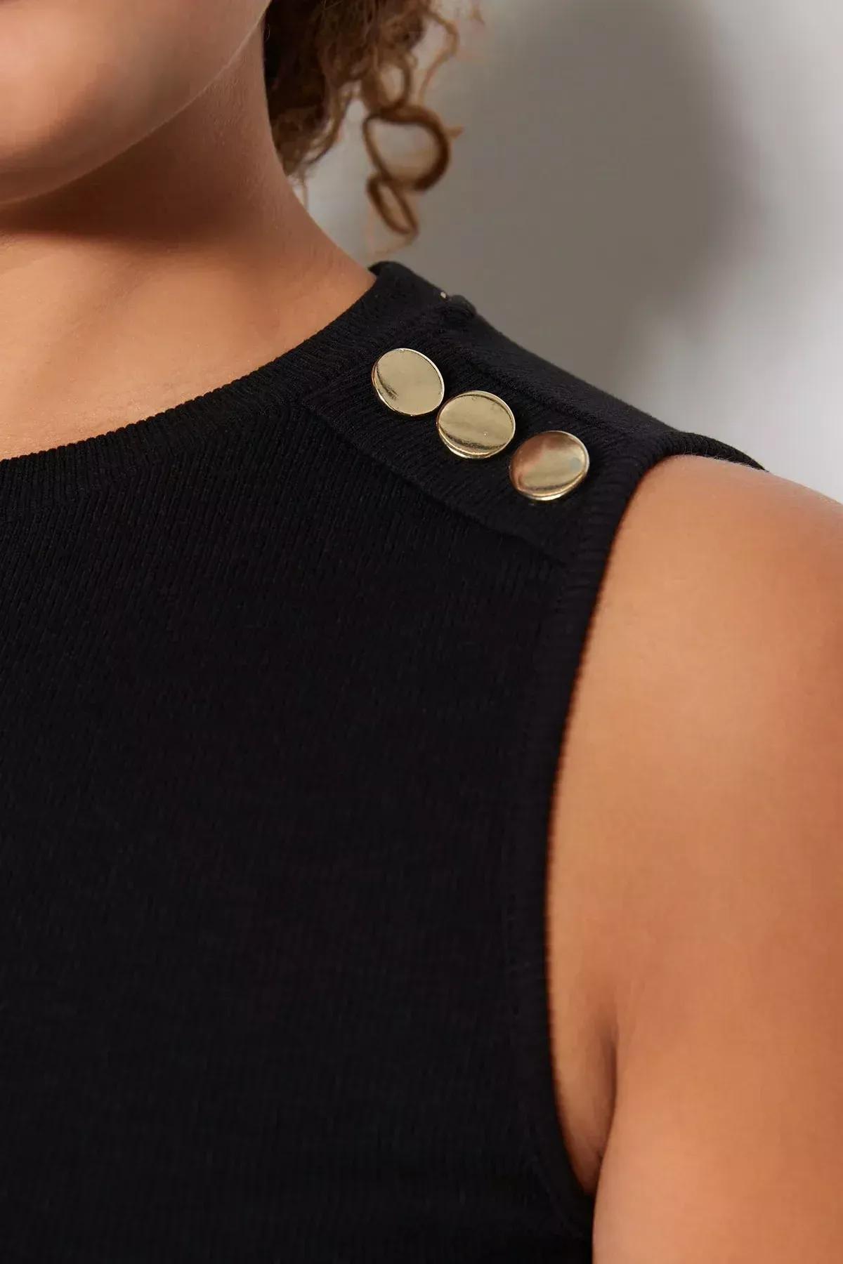 Black Fitted Plus Size Blouse, Black, large image number 4