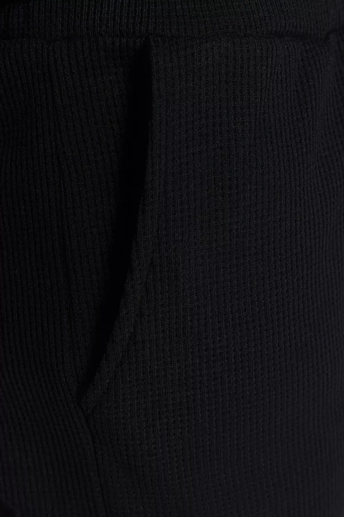 شورت بخصر متوسط الارتفاع، أبيض, White, large image number 8