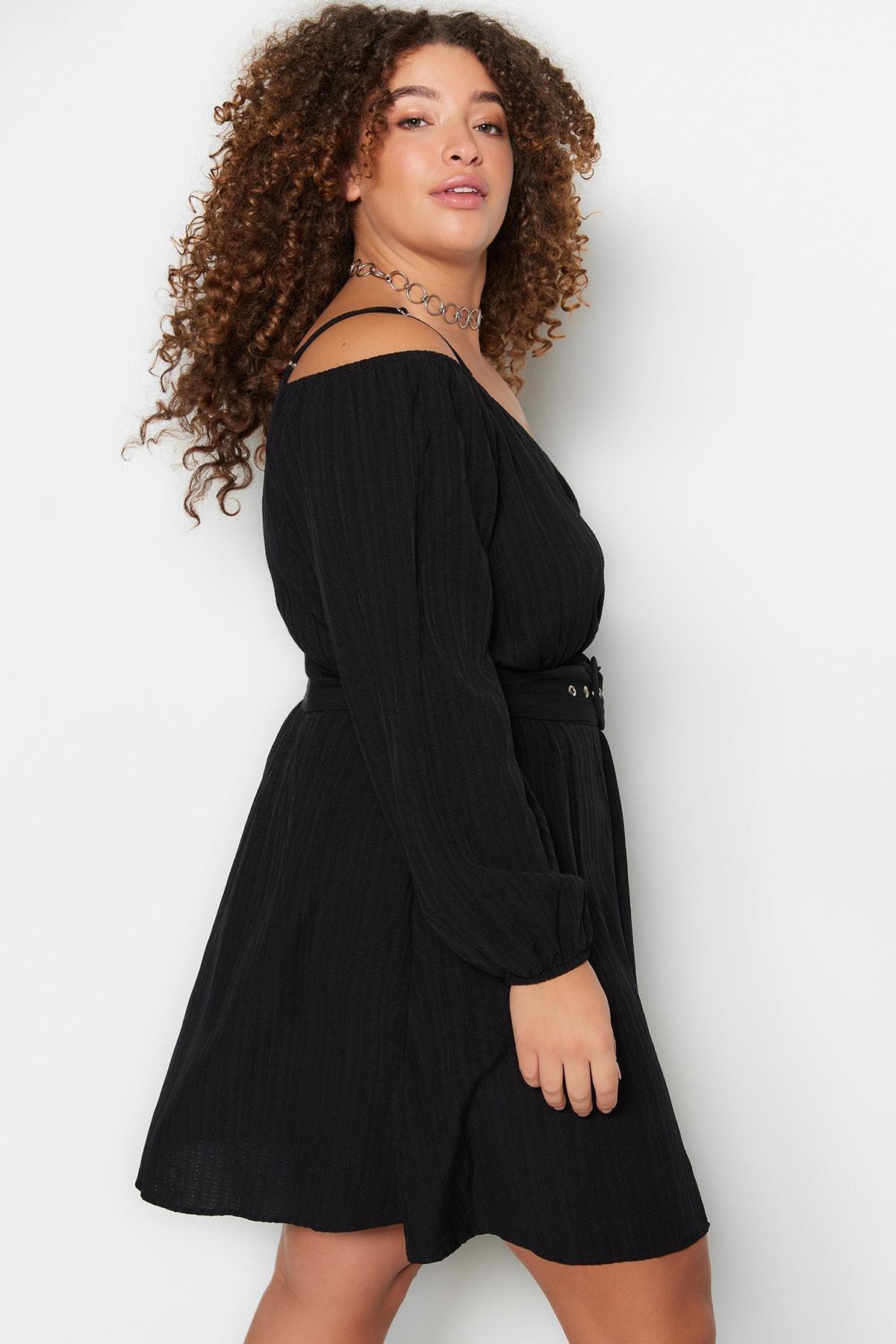 Black Cache-Coeur Plus Size Skater Dress, , large image number 2