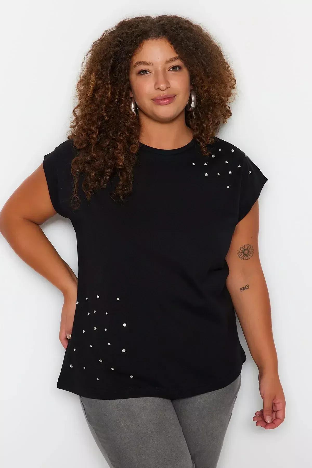 Black Relaxed Plus Size T-Shirt, Black, large image number 2