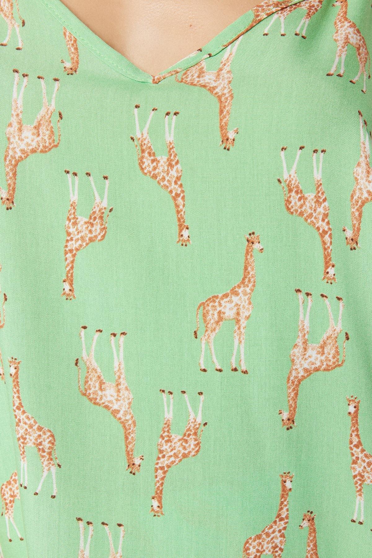 Green Graphic Pyjamas Set, , large image number 4