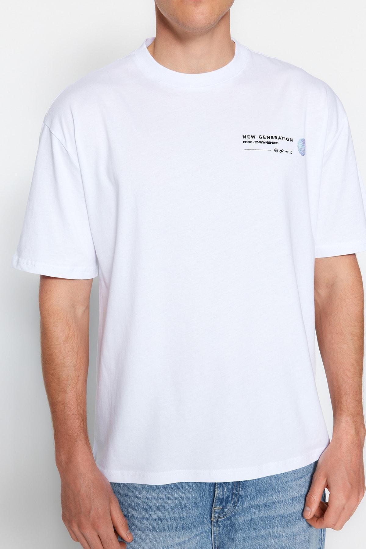 White Printed Relaxed T-Shirt, , large image number 2