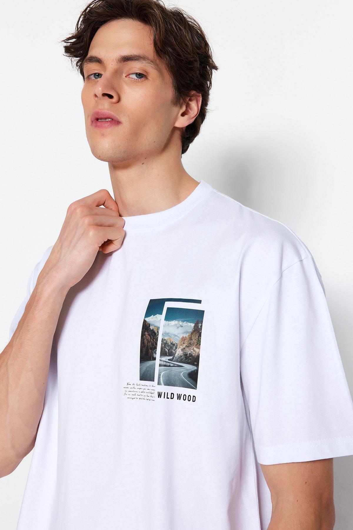 White Relaxed Crew Neck T-Shirt, , large image number 1