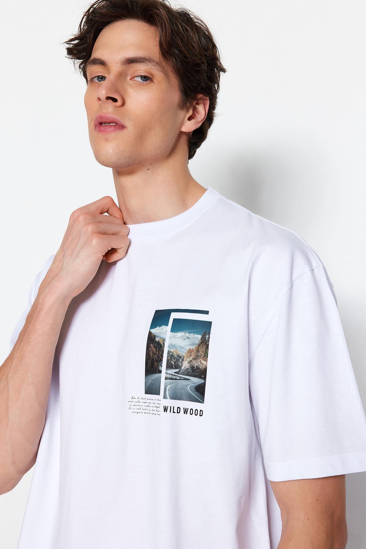 Trendyol - White Relaxed Crew Neck T-Shirt