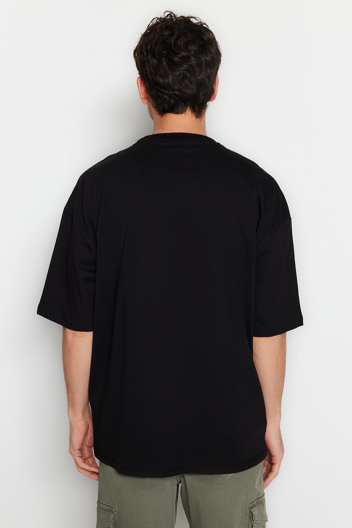 Black Oversize Crew Neck T-Shirt, , large image number 4