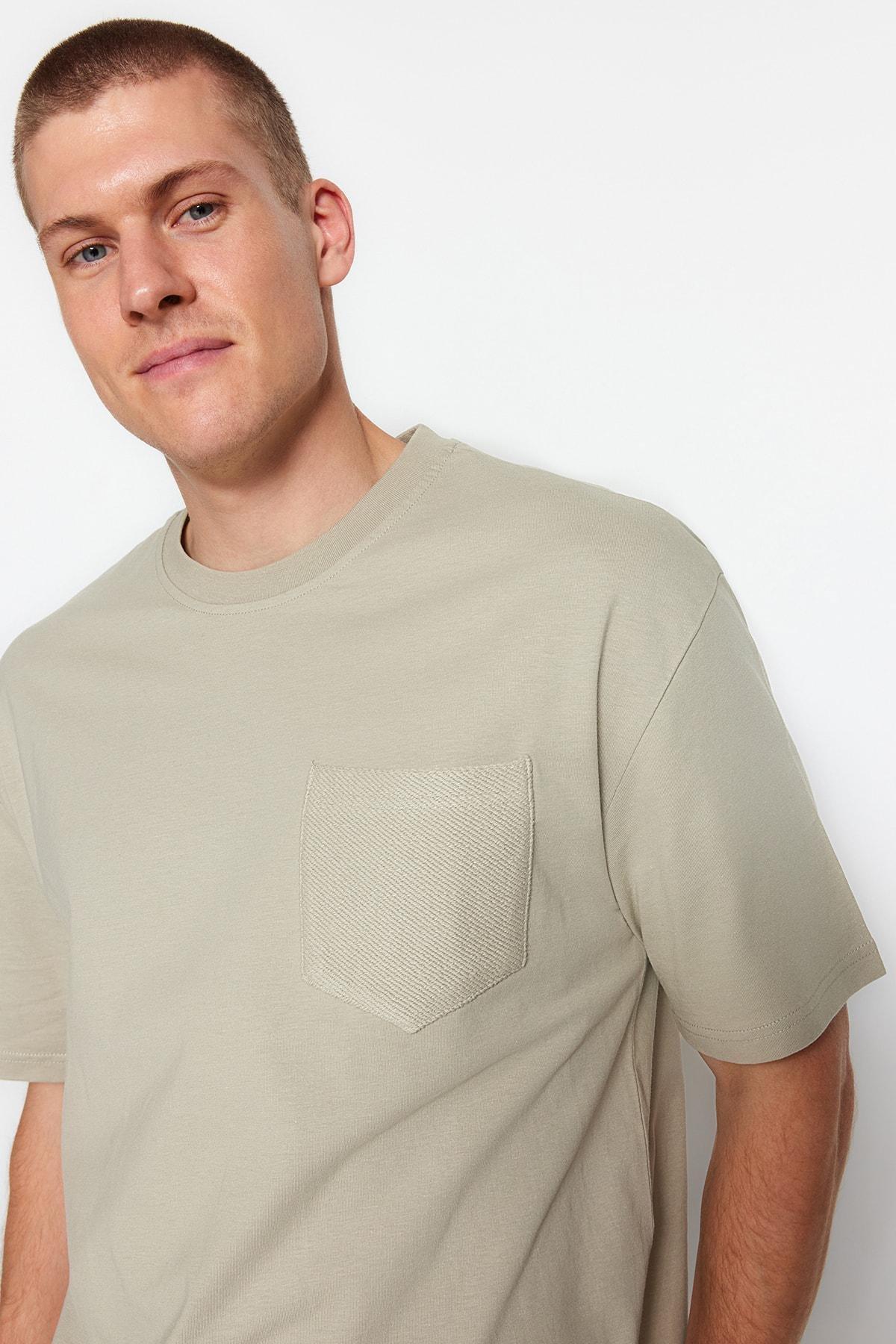 Trendyol - Grey Relaxed Crew Neck T-Shirt