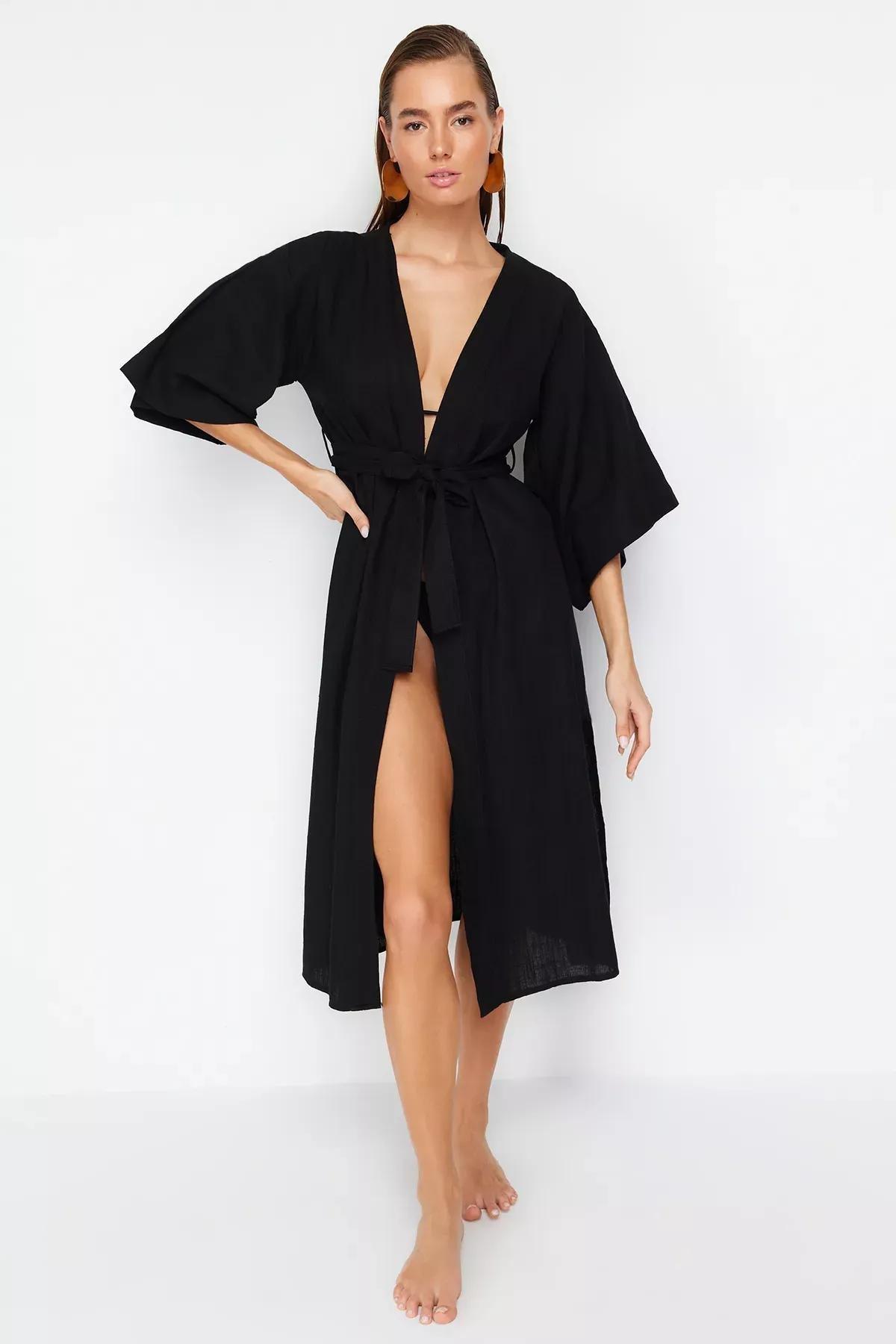 Black Women Kimono, C101_2094, large image number 1