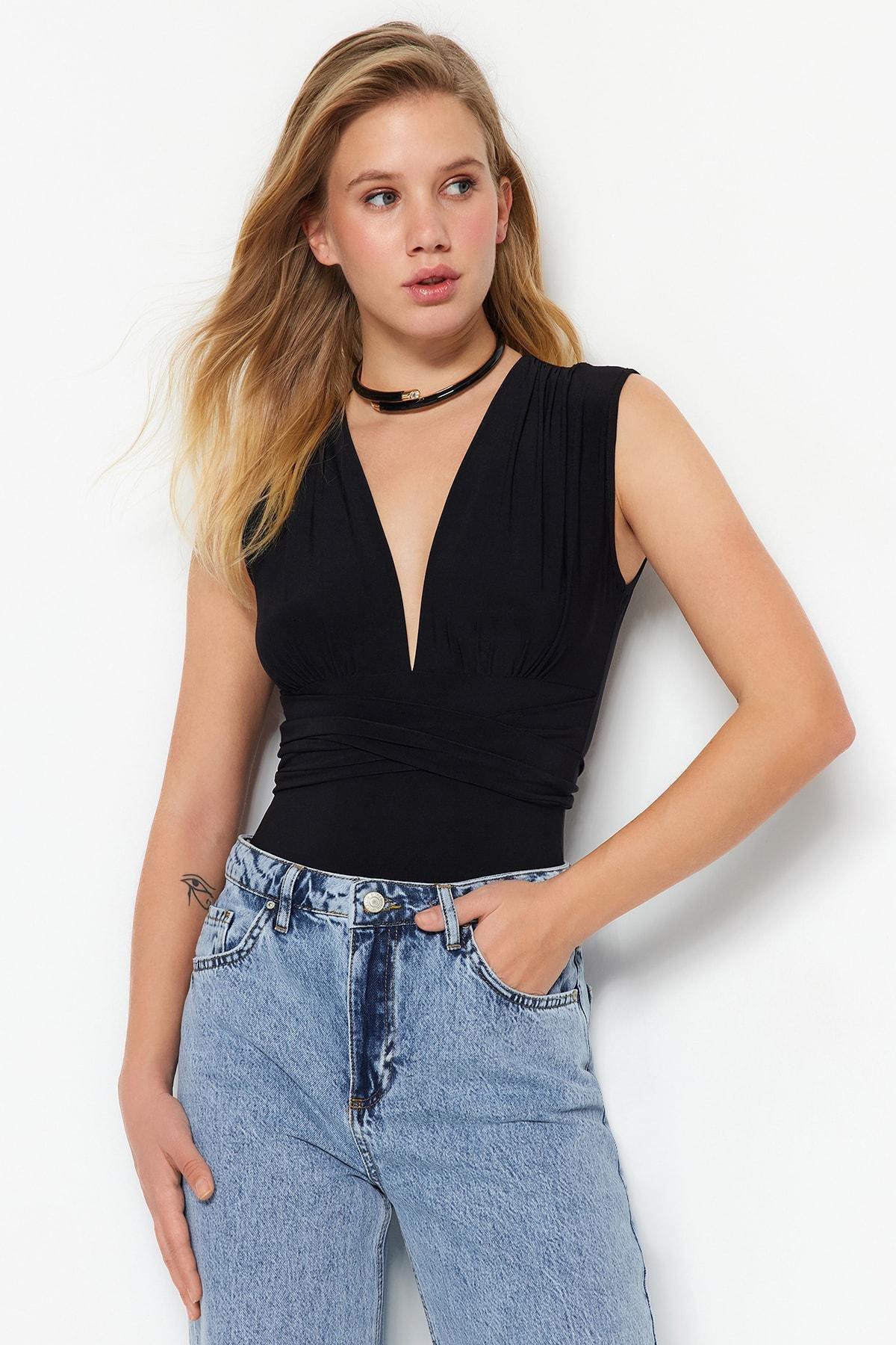 Trendyol - Black V-Neck Slim Bodysuit