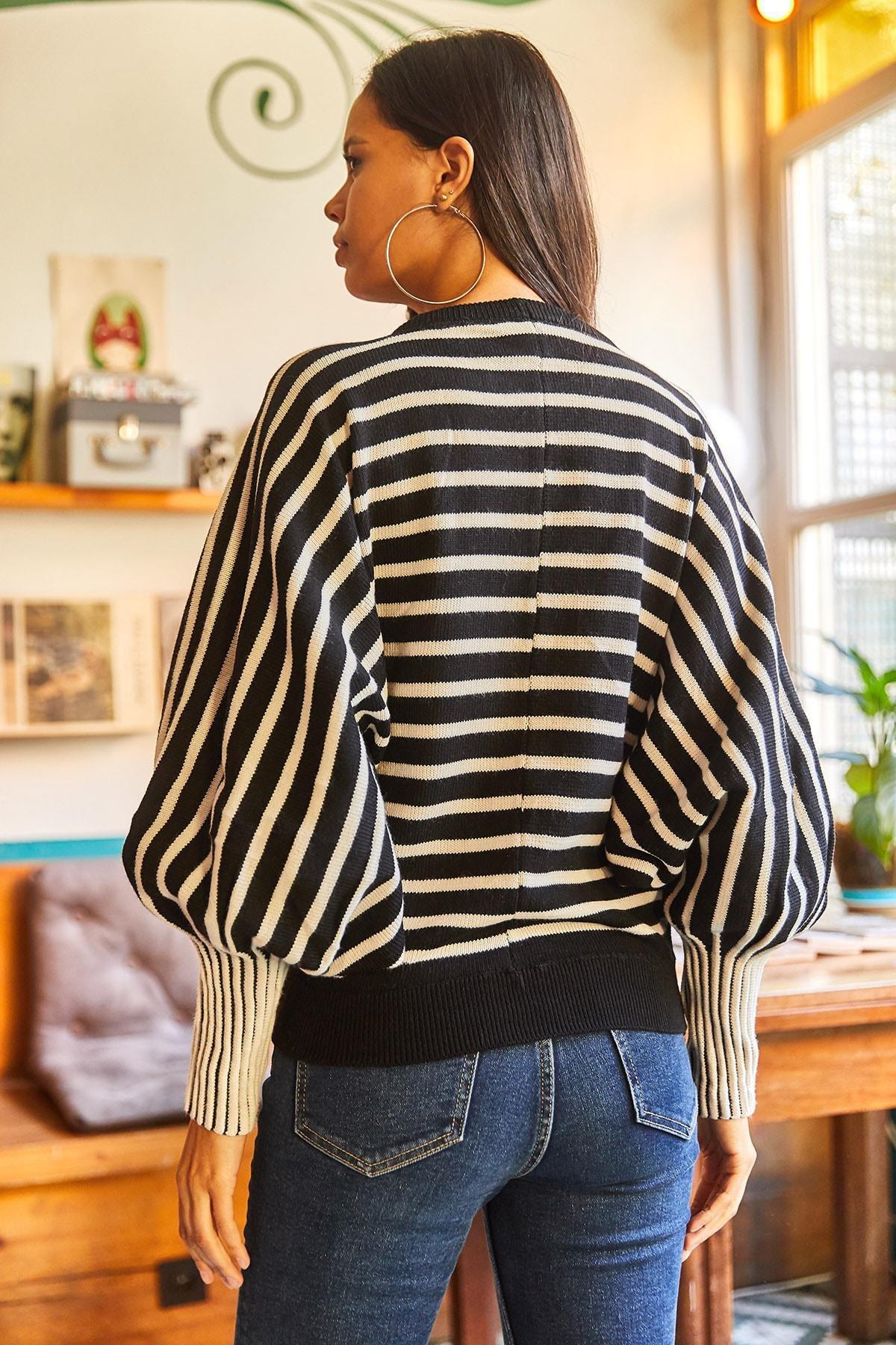 Black Cuff Detailed Striped Bat Oversize Knitwear Sweater, , large image number 3