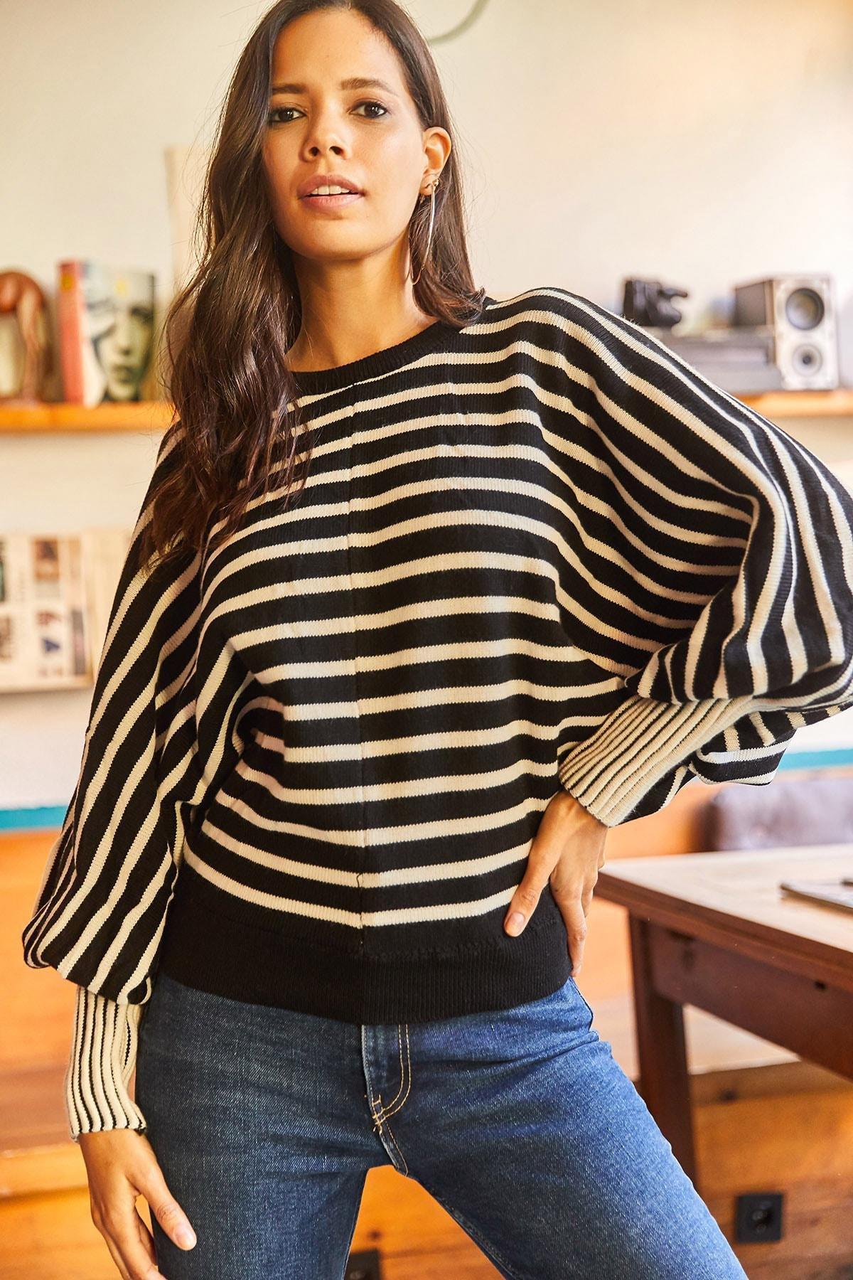 Black Cuff Detailed Striped Bat Oversize Knitwear Sweater, , large image number 4