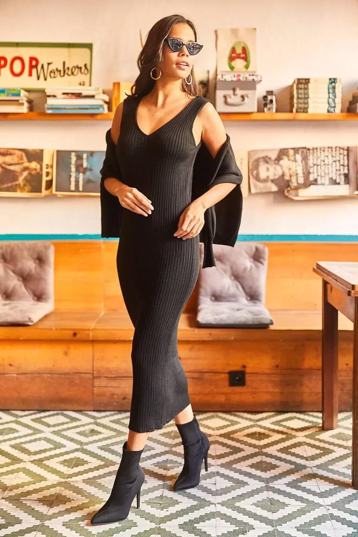 Black Ribbed Sweater Midi Dress, BLACK, large image number 0