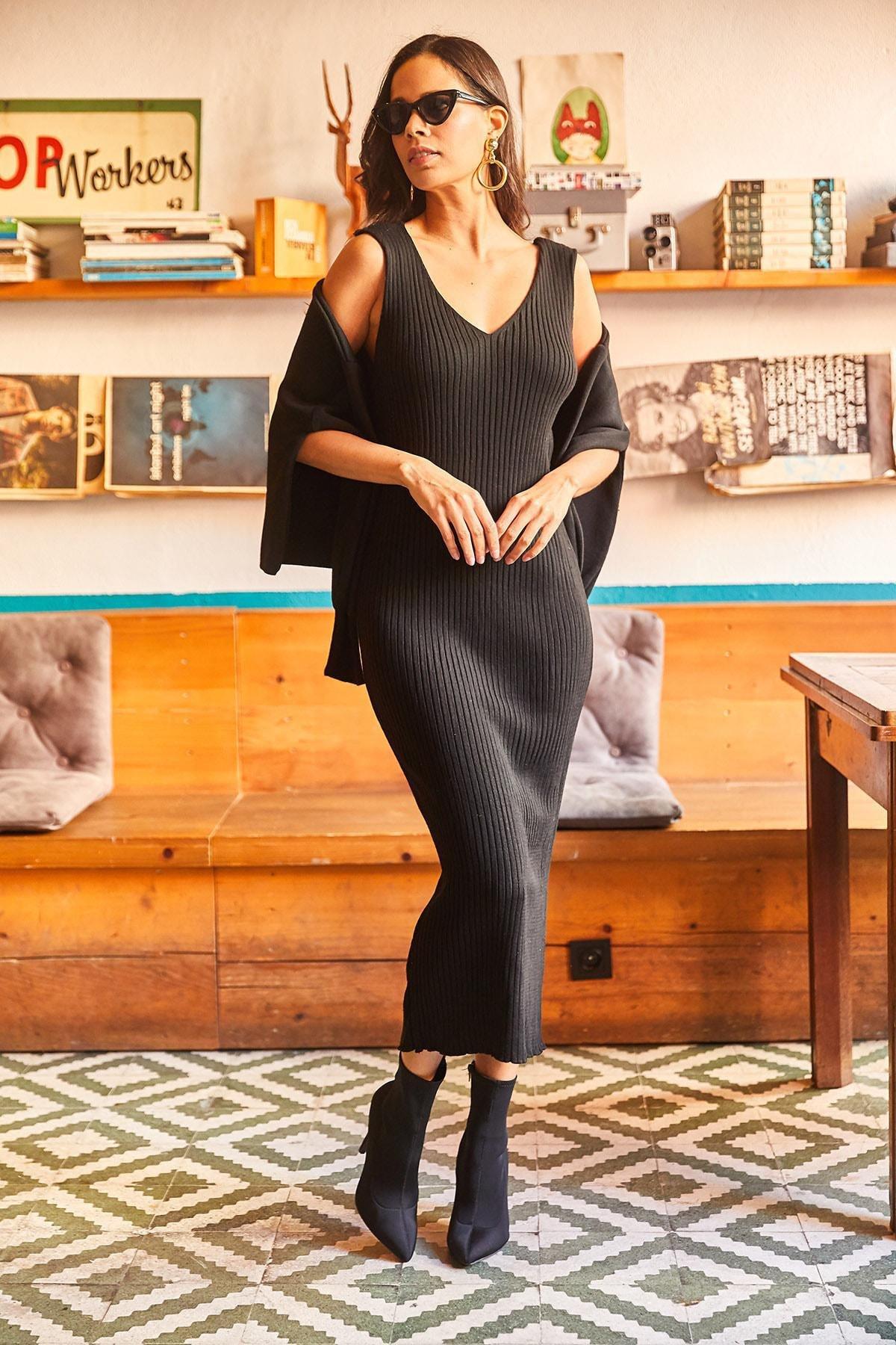 Black Ribbed Sweater Midi Dress, BLACK, large image number 1