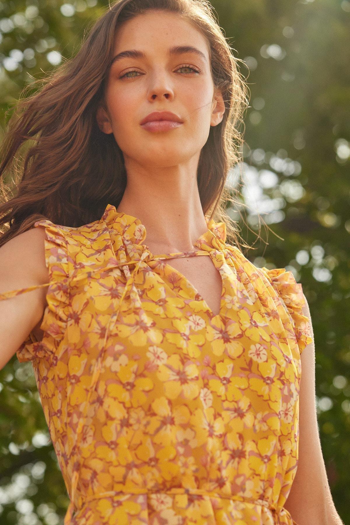 Yellow Floral Standing Collar Shift Dress, , large image number 2