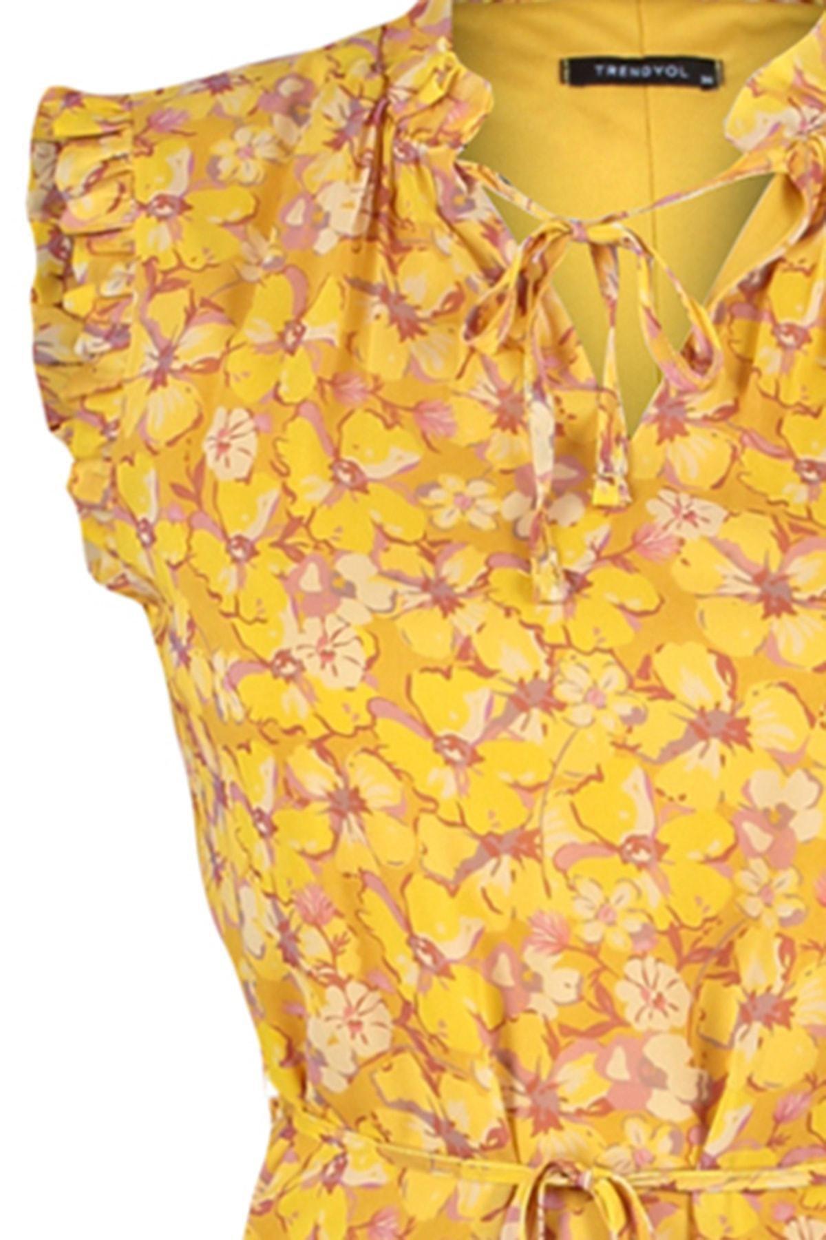 Trendyol - Yellow Floral Standing Collar Shift Dress